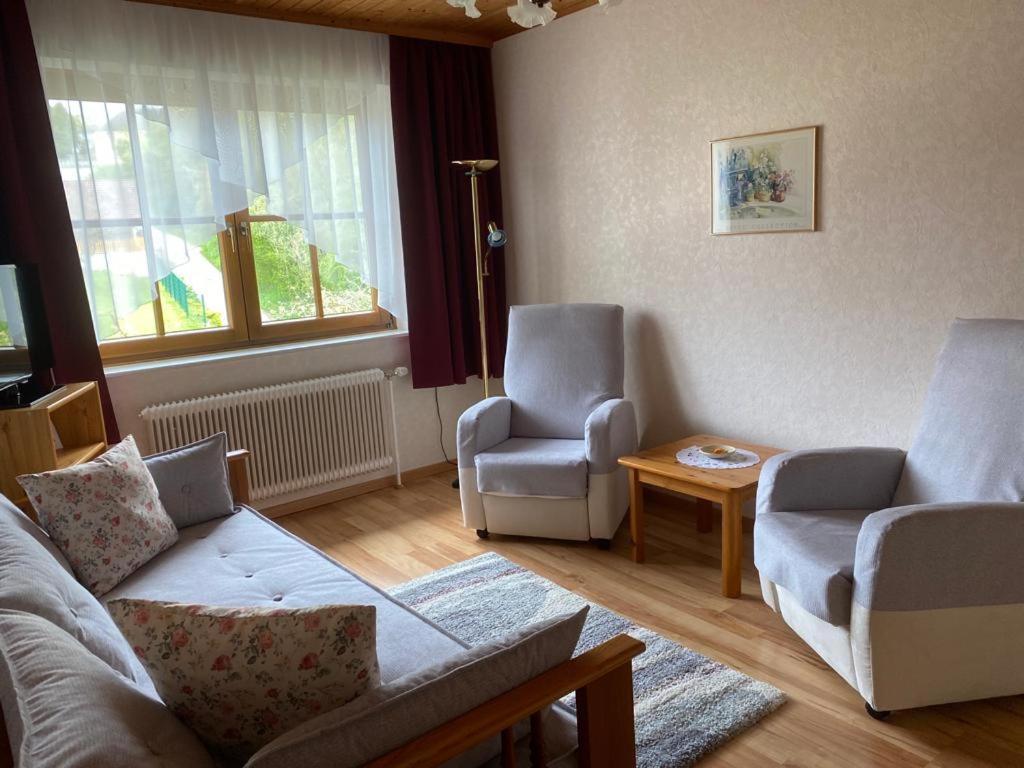 Haus Lindenhofer Apartment Емерсдорф-ан-дер-Донау Стая снимка