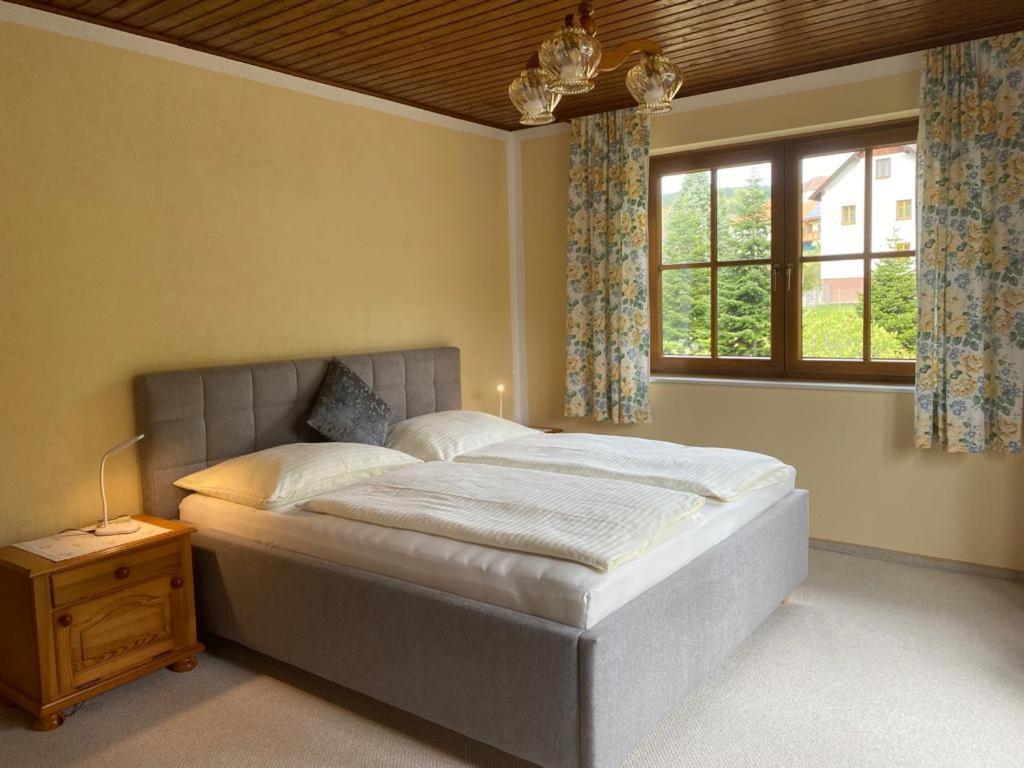 Haus Lindenhofer Apartment Емерсдорф-ан-дер-Донау Стая снимка